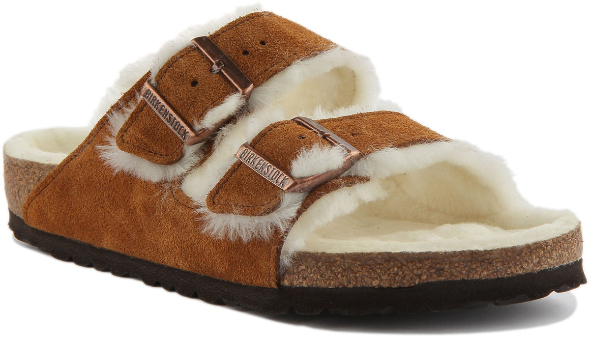 Sandales Birkenstock Arizona | daim doublé de peau lainée vison pour femmes